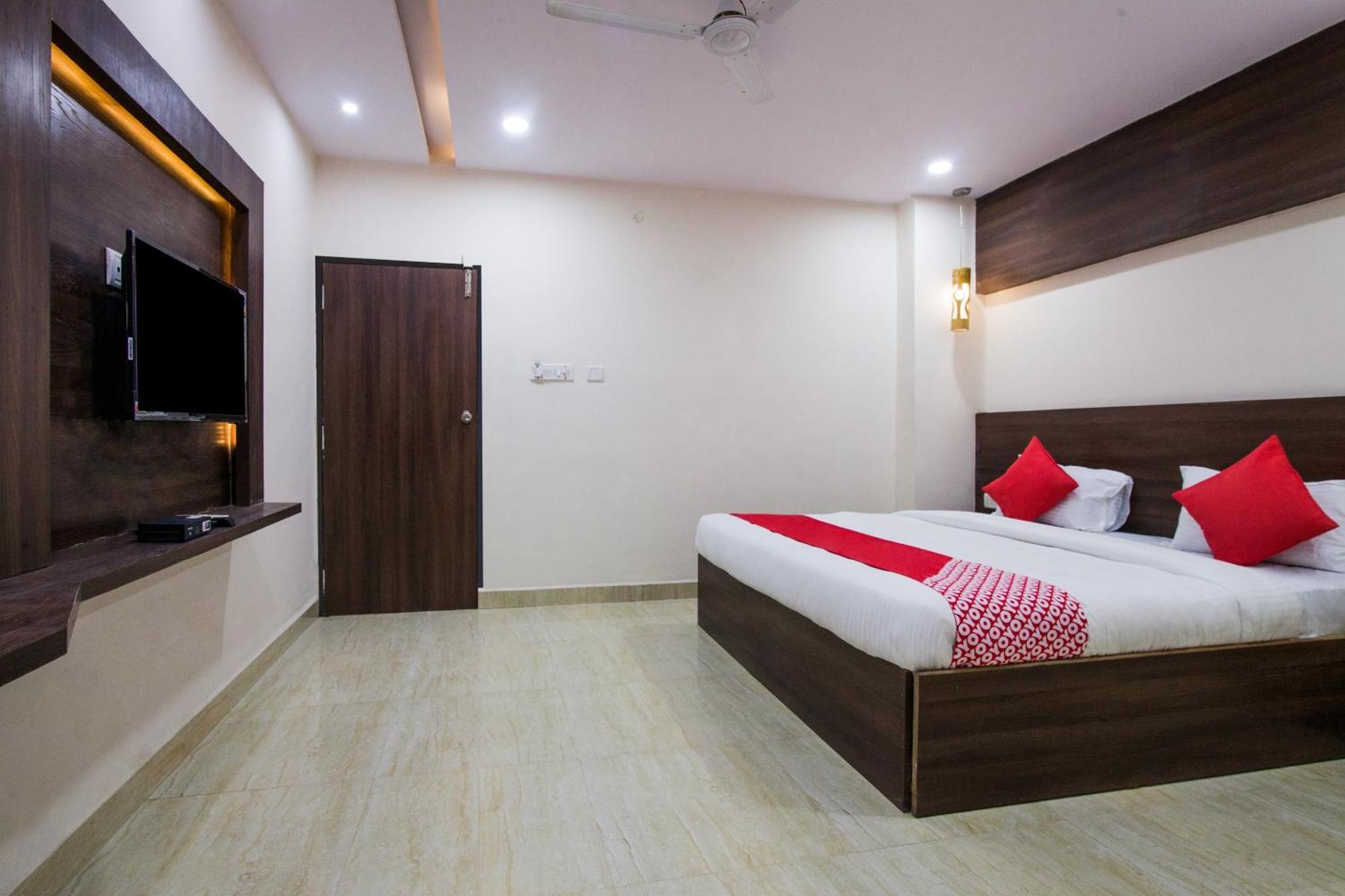 Super Hotel O Holiday Rani Gunj Opp Punjab National Bank Secundurabad Extérieur photo