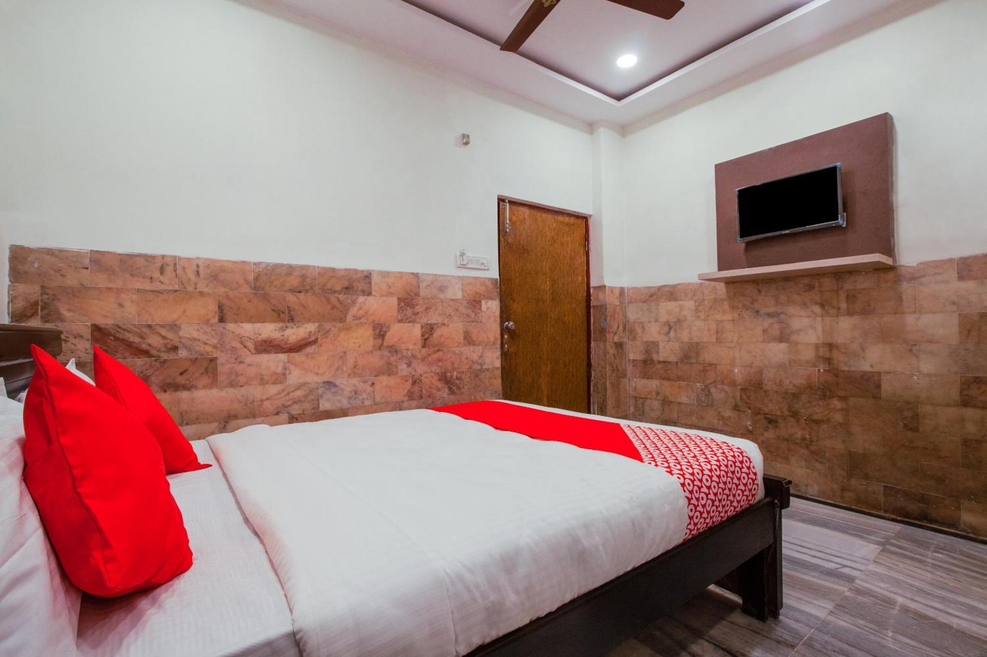 Super Hotel O Holiday Rani Gunj Opp Punjab National Bank Secundurabad Extérieur photo